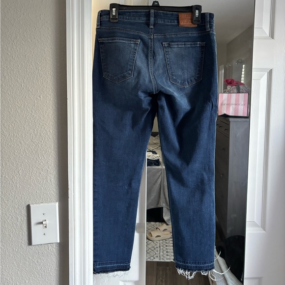 Lucky Brand ankle jeans - Picture 2 of 3
